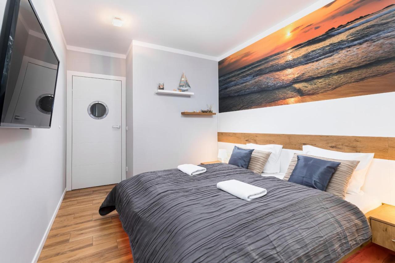 Apartament Mariner By Noclegi Renters Kolobrzeg Exterior photo